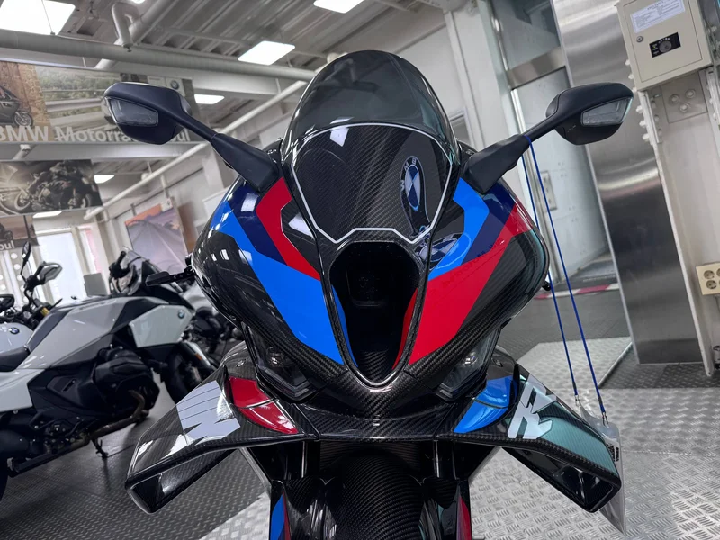 BMW M 1000 RR — фото 5