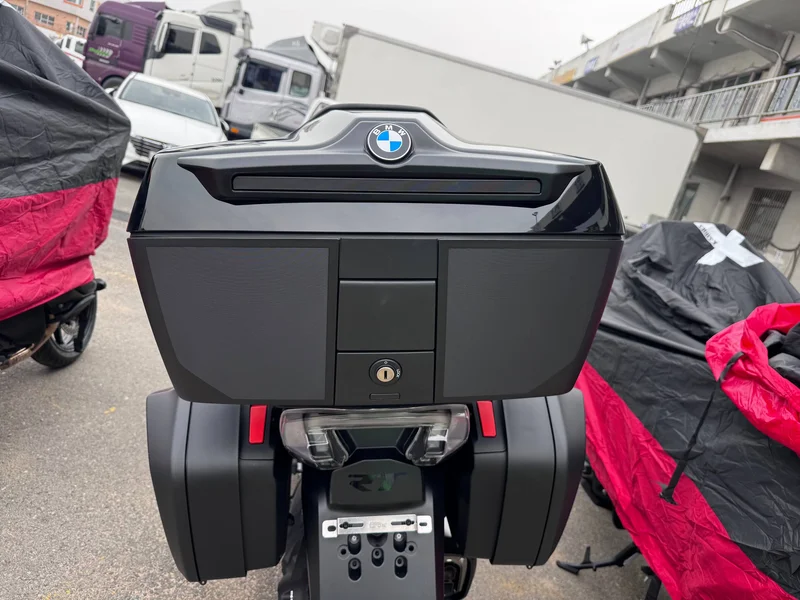 BMW R 1300 RT черный — фото 10