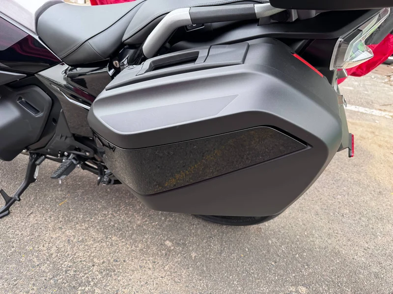 BMW R 1300 RT черный — фото 11