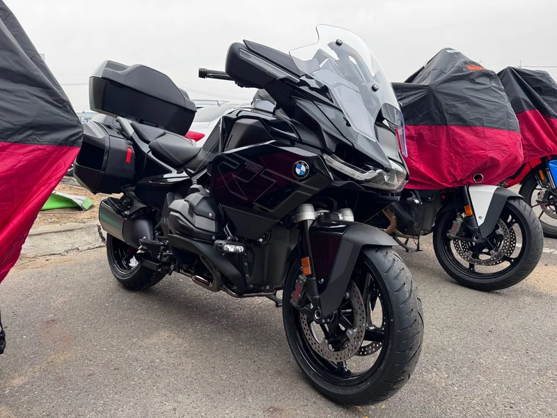 BMW R 1300 RT черный — фото 2