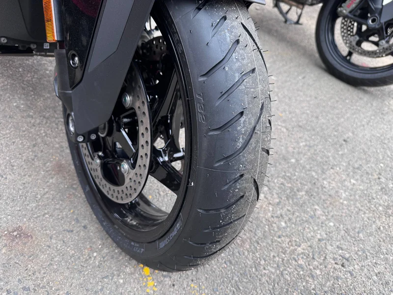 BMW R 1300 RT черный — фото 7