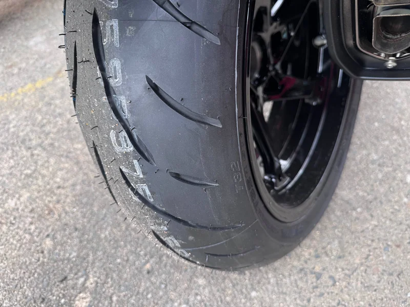 BMW R 1300 RT черный — фото 8