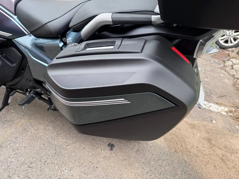 BMW R 1300 RT серо-голубой — фото 10