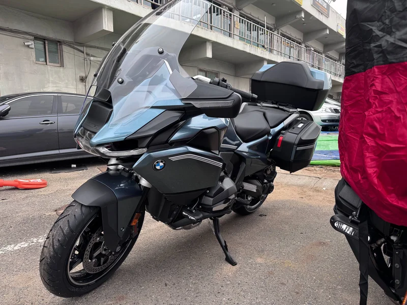 BMW R 1300 RT серо-голубой — фото 1