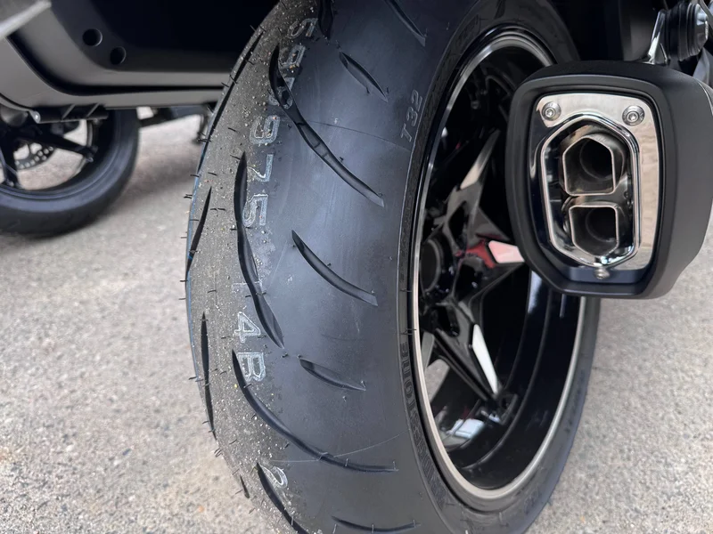 BMW R 1300 RT серо-голубой — фото 7